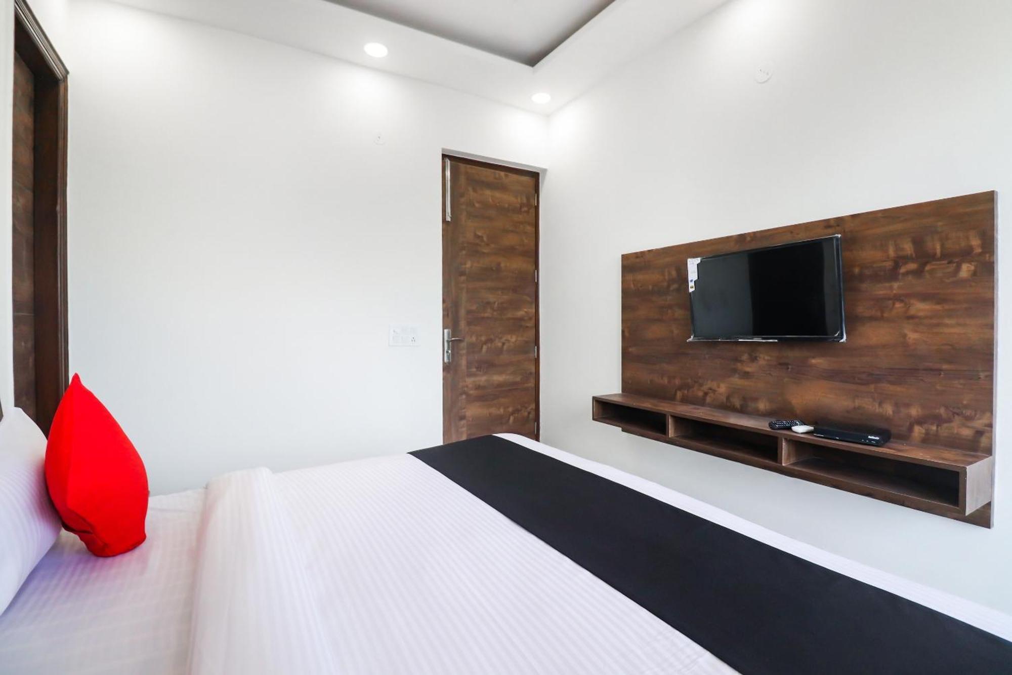 Collection O Green Leaf Residency Gurgaon Luaran gambar